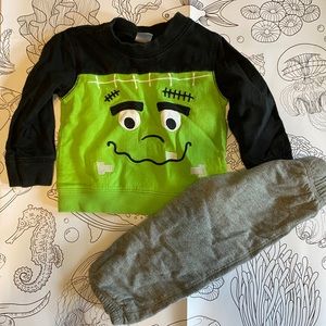 Carter’s 12 Month Halloween Sweatshirt and Pants